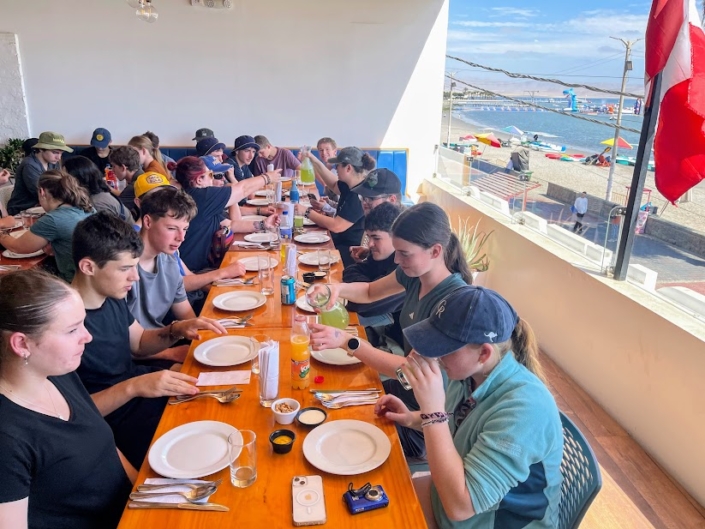 Ballestos Restaurant2